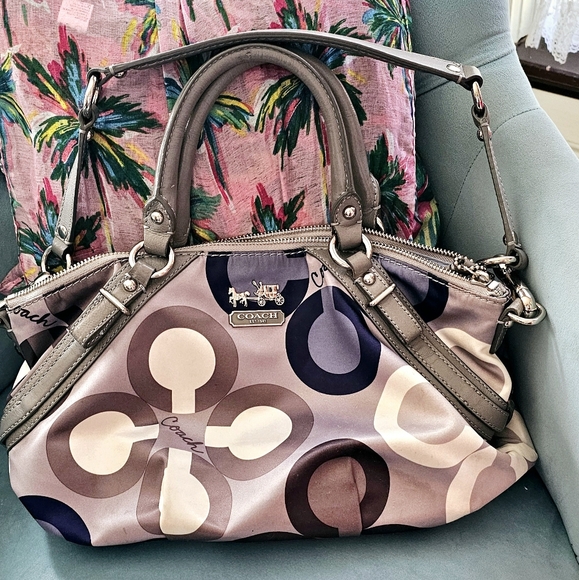 Coach Madison Sophia Satchel - Picture 5 of 16